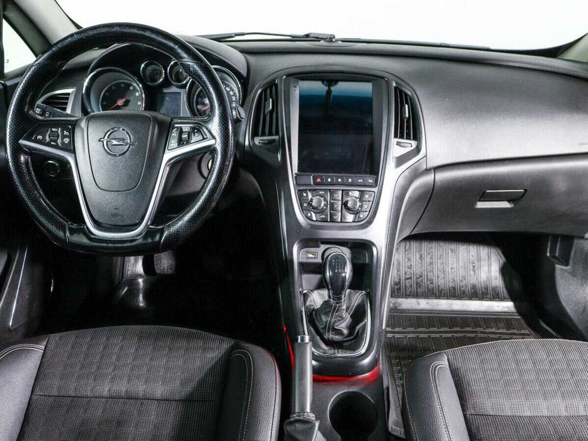 Купить Opel Astra, 2013, 215 000 км.. Фото: #9