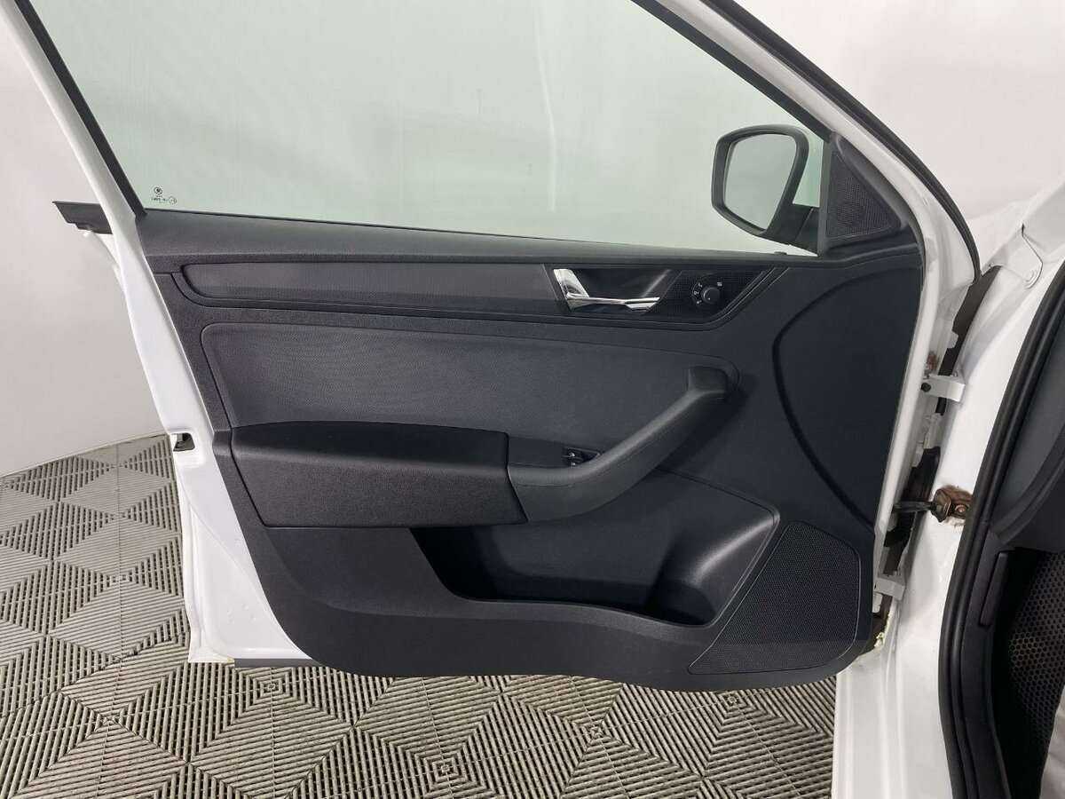 Купить Skoda Rapid, 2019, 102 000 км.. Фото: #7