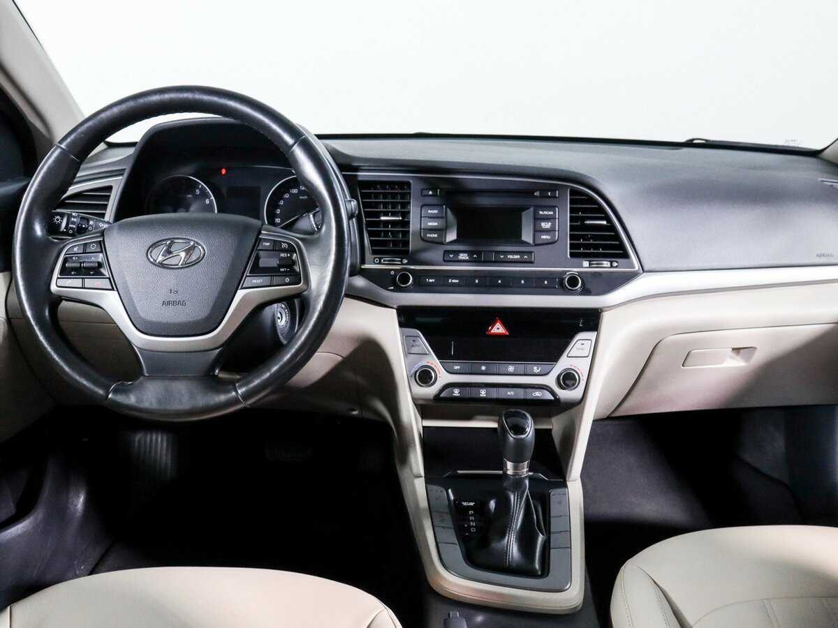 Купить Hyundai Elantra, 2018, 100 660 км.. Фото: #8