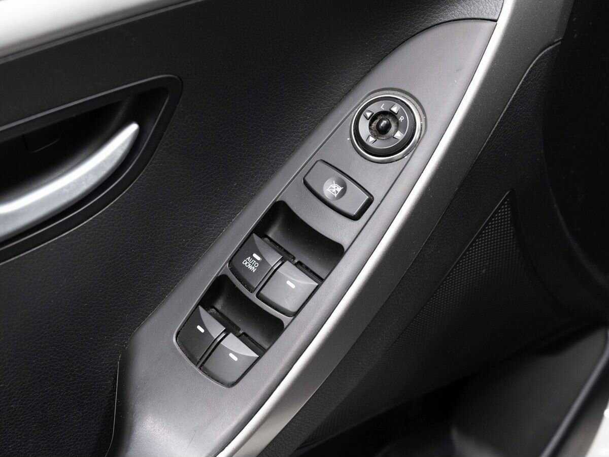 Купить Hyundai i30, 2013, 177 420 км.. Фото: #14