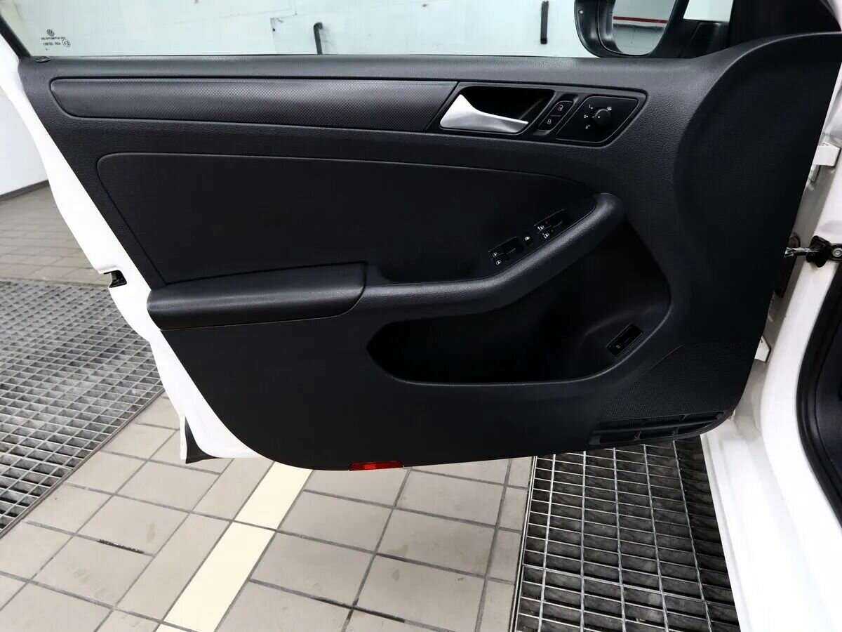 Купить Volkswagen Jetta, 2013, 180 000 км.. Фото: #11