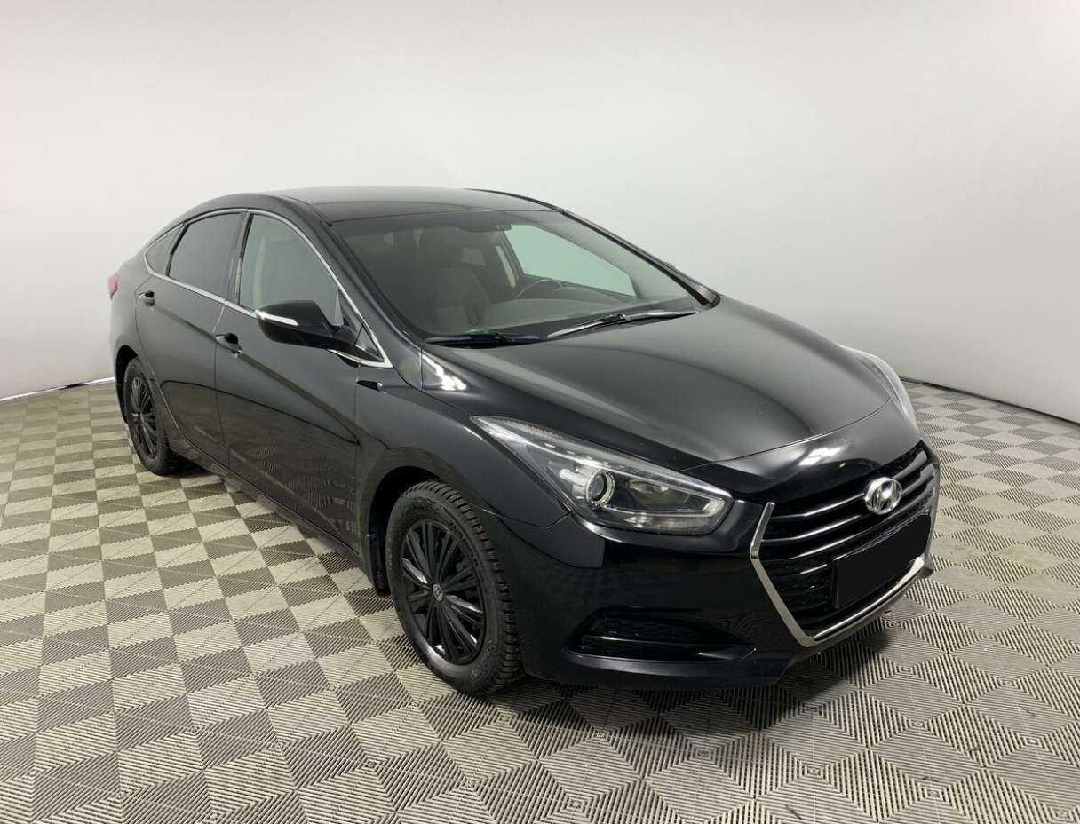 Купить Hyundai i40, 2016, 119 560 км.. Фото: #2
