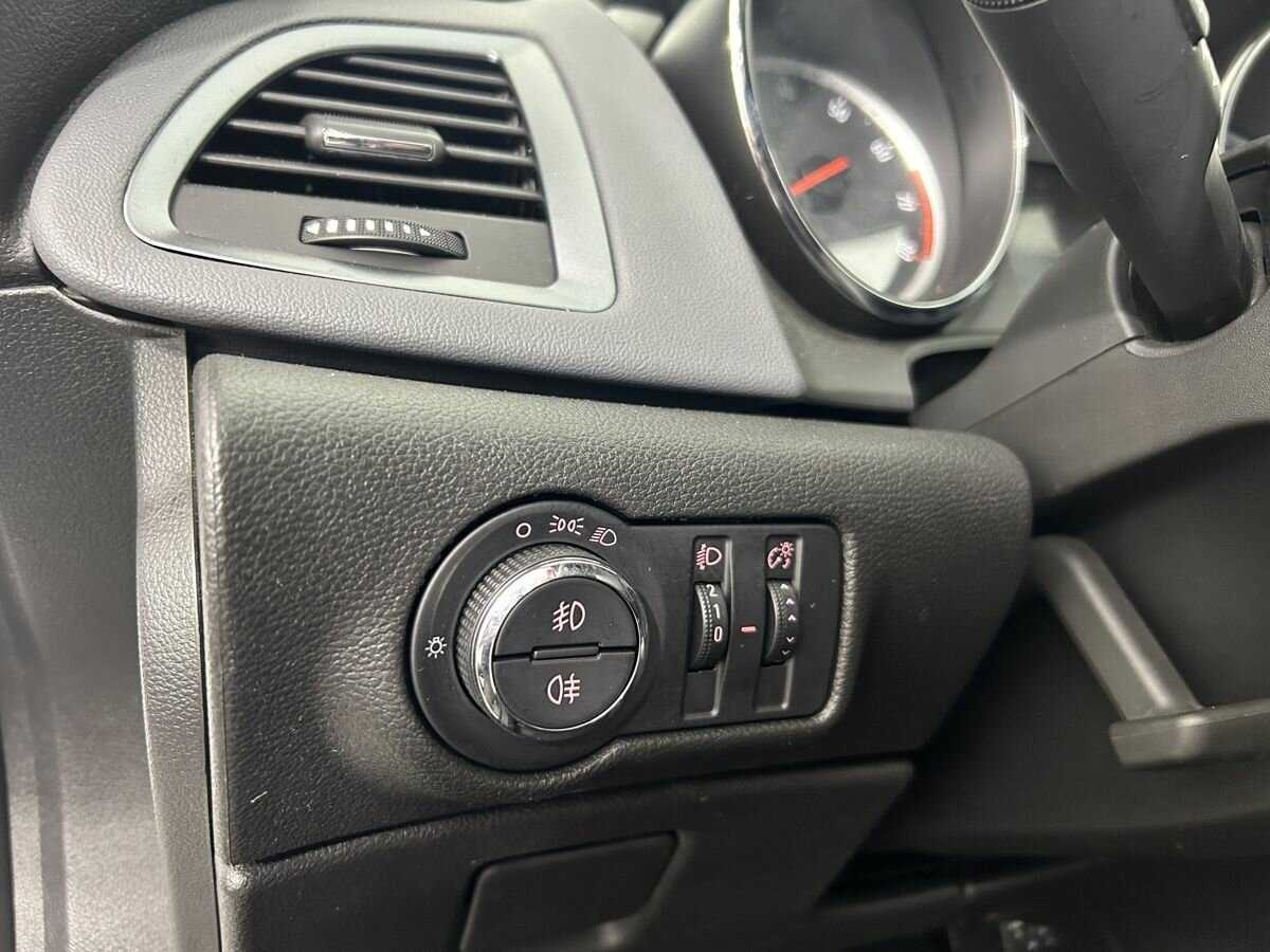 Купить Opel Astra, 2014, 139 000 км.. Фото: #8