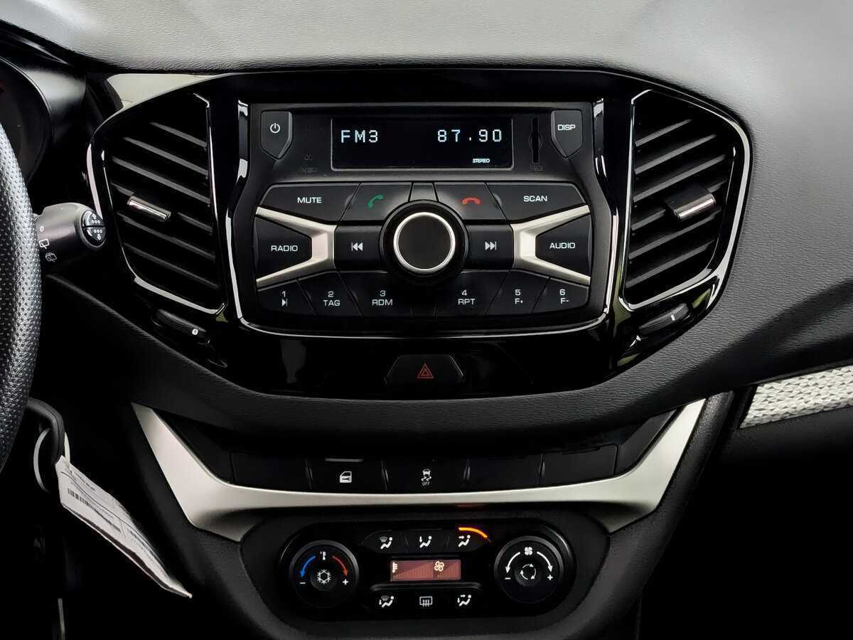 Купить Lada (ВАЗ) Vesta, 2019, 62 764 км.. Фото: #12