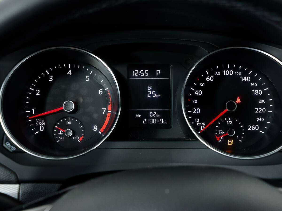 Купить Volkswagen Jetta, 2015, 219 580 км.. Фото: #13