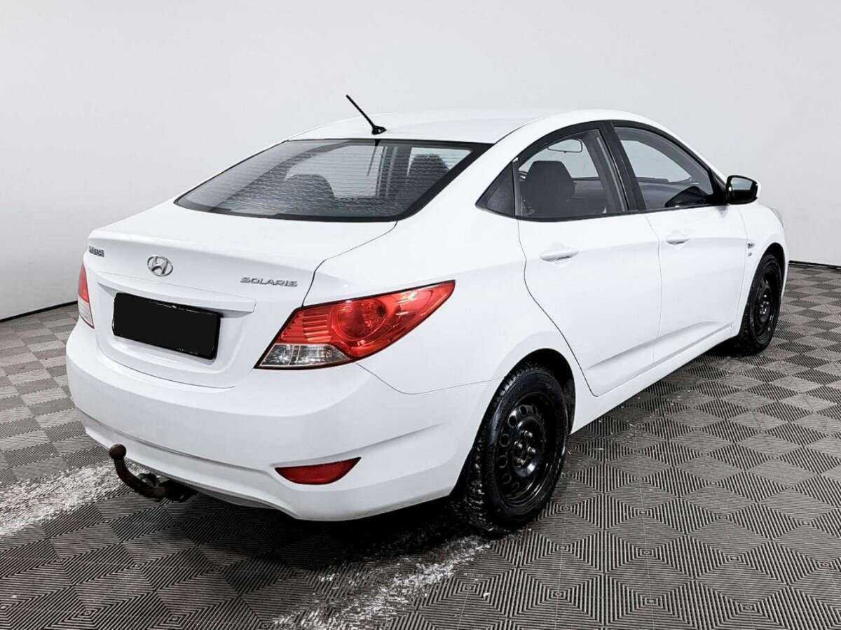 Купить Hyundai Solaris, 2013, 179 198 км.. Фото: #4