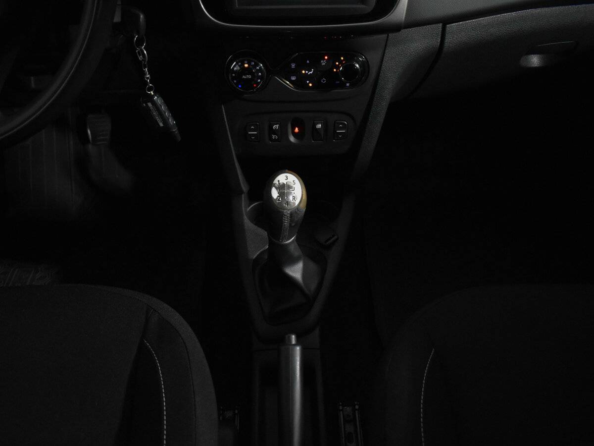 Купить Renault Sandero, 2016, 156 052 км.. Фото: #11