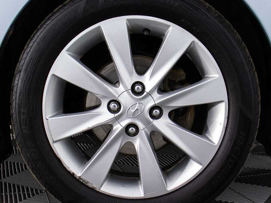 Купить Hyundai Solaris, 2012, 324 755 км.. Фото: #16