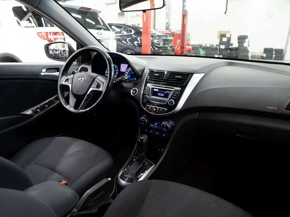 Купить Hyundai Solaris, 2015, 149 445 км.. Фото: #15