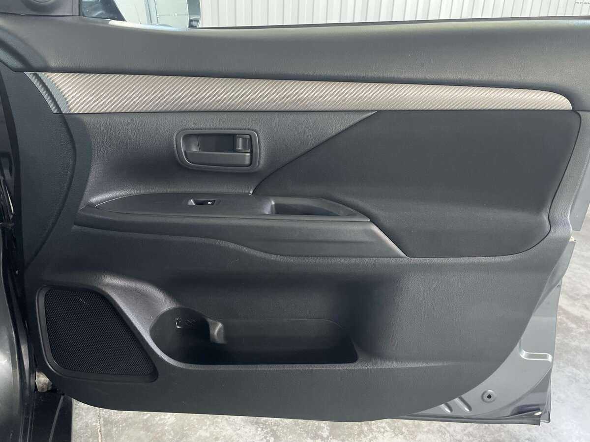 Купить Mitsubishi Outlander, 2018, 126 982 км.. Фото: #20