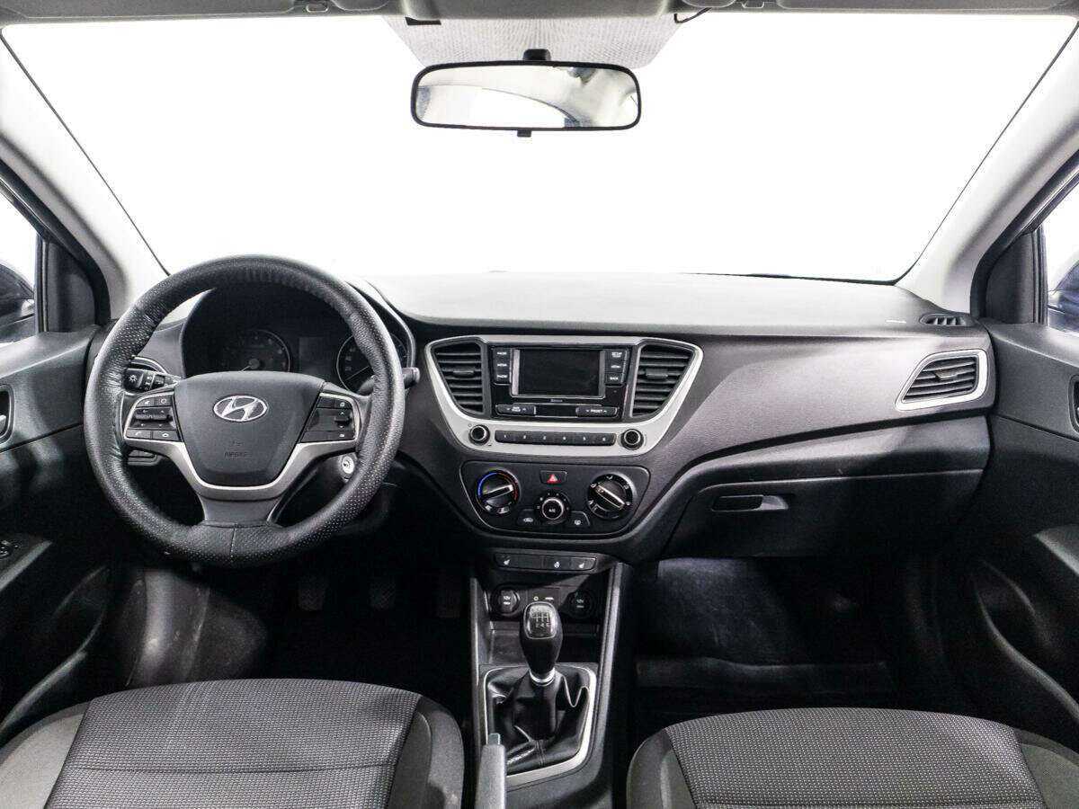 Купить Hyundai Solaris, 2017, 69 118 км.. Фото: #12