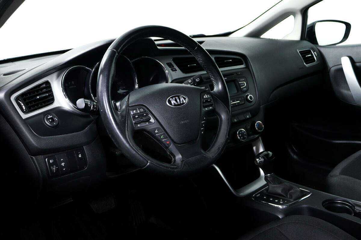 Купить Kia Ceed, 2014, 74 112 км.. Фото: #12