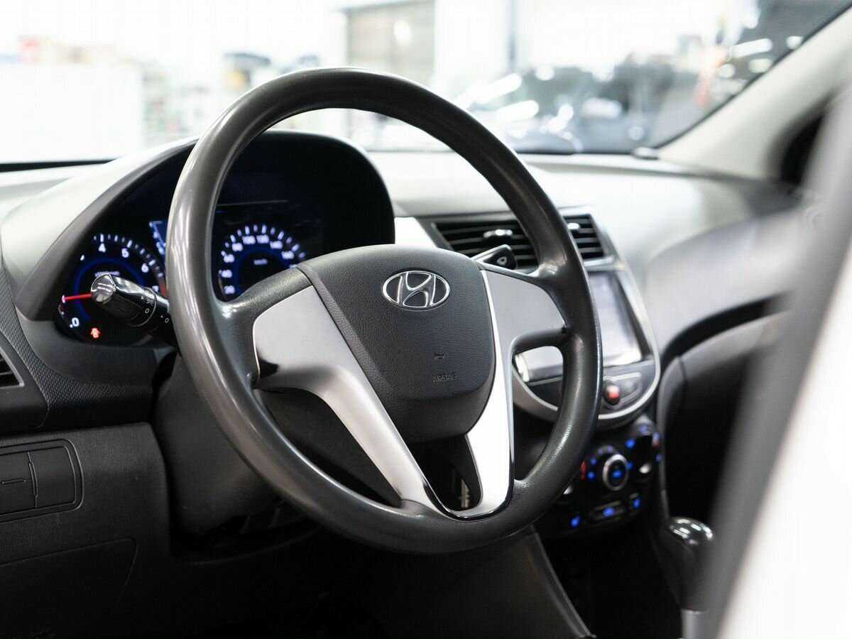 Купить Hyundai Solaris, 2013, 140 000 км.. Фото: #1