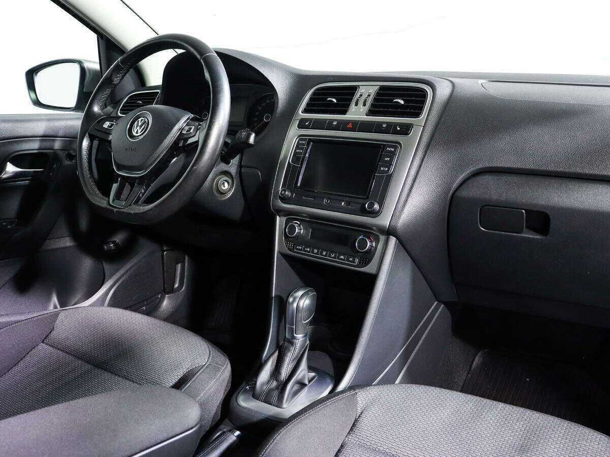 Купить Volkswagen Polo, 2017, 77 064 км.. Фото: #7