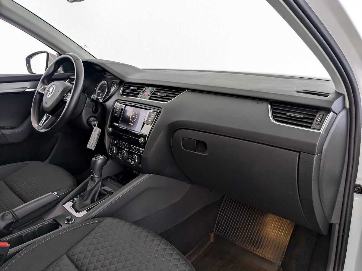 Купить Skoda Octavia, 2017, 98 782 км.. Фото: #8