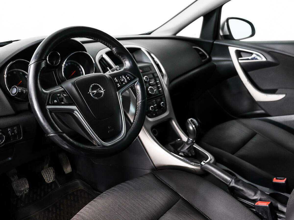 Купить Opel Astra, 2012, 122 397 км.. Фото: #8
