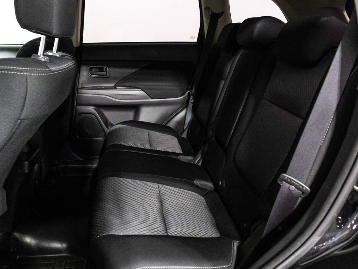 Купить Mitsubishi Outlander, 2017, 134 990 км.. Фото: #9