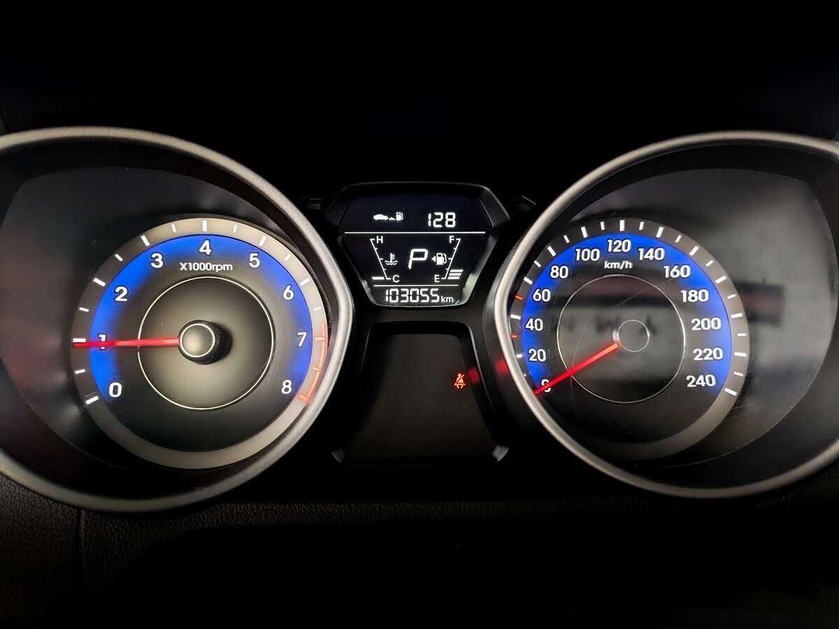 Купить Hyundai Elantra, 2014, 102 900 км.. Фото: #10