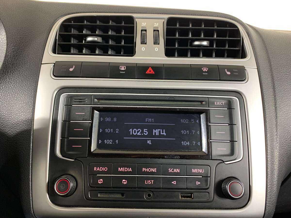 Купить Volkswagen Polo, 2015, 128 934 км.. Фото: #12