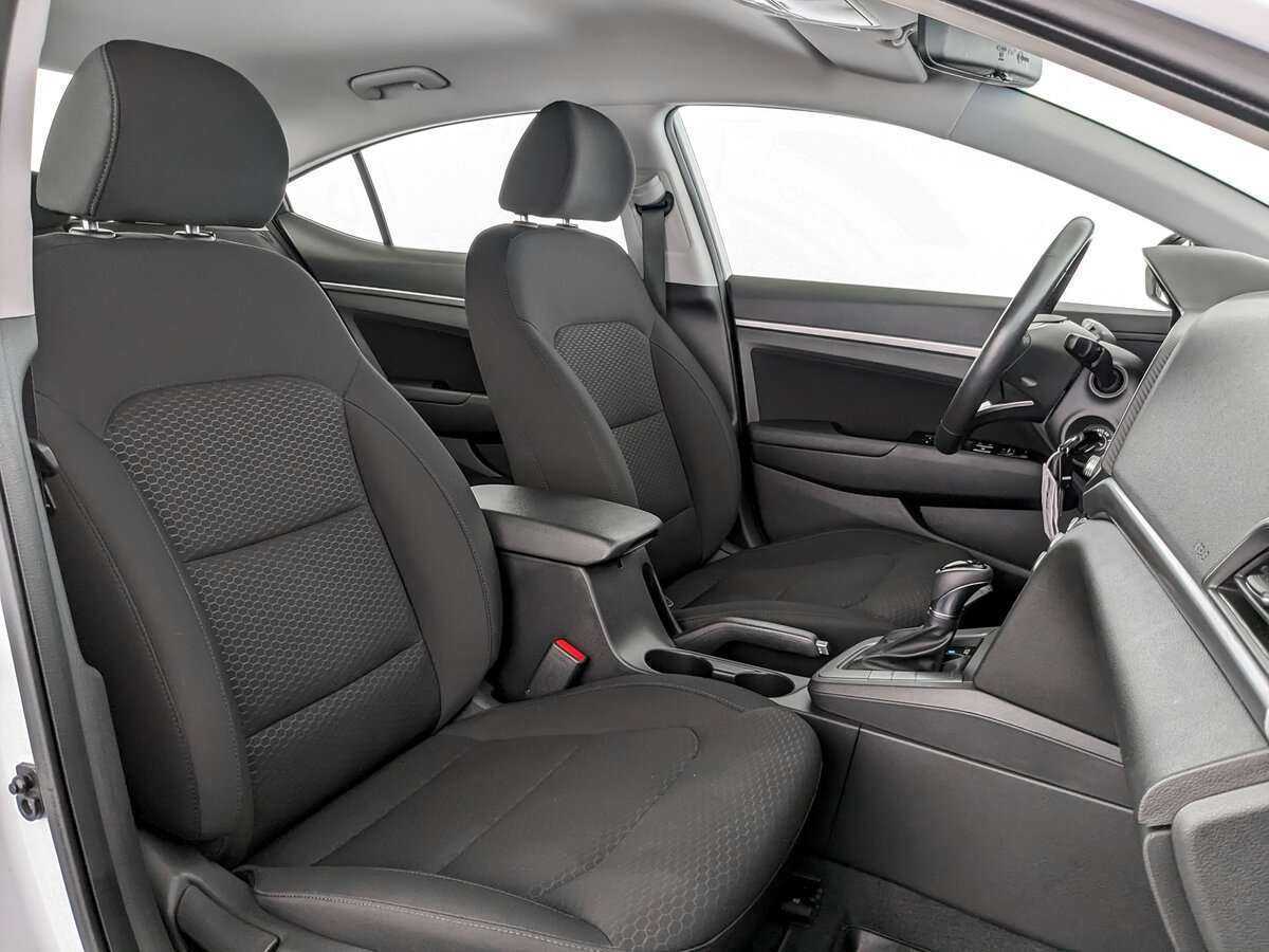 Купить Hyundai Elantra, 2020, 75 339 км.. Фото: #17