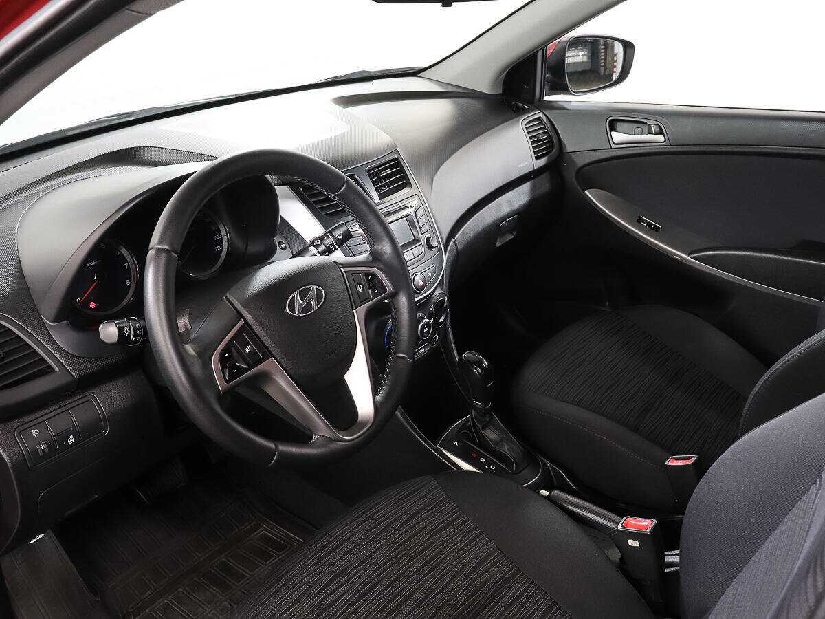 Купить Hyundai Solaris, 2014, 121 327 км.. Фото: #12