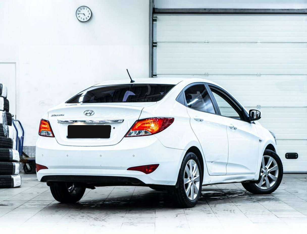 Купить Hyundai Solaris, 2015, 149 445 км.. Фото: #2