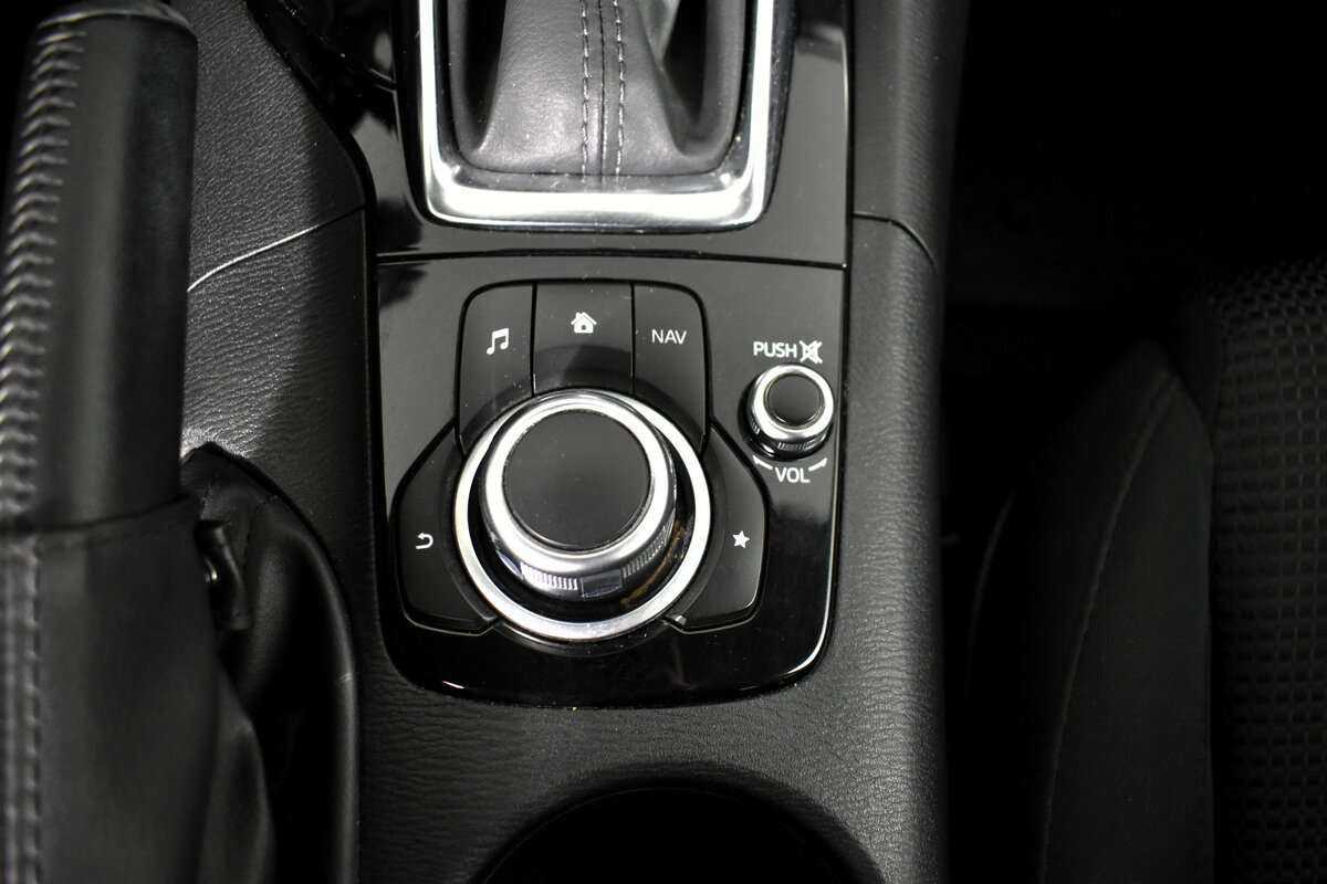 Купить Mazda 3, 2017, 86 276 км.. Фото: #15