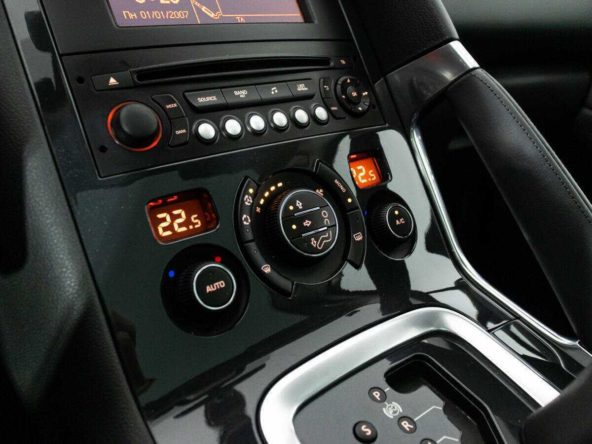 Купить Peugeot 3008, 2013, 100 907 км.. Фото: #15