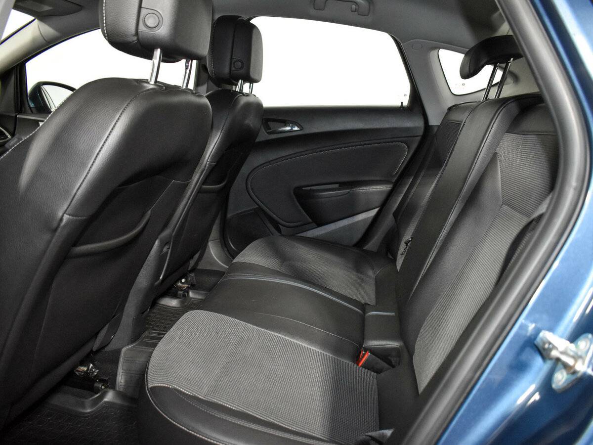 Купить Opel Astra, 2013, 210 797 км.. Фото: #8