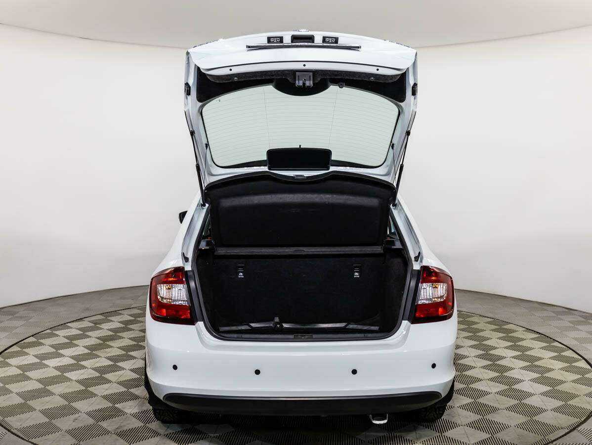 Купить Skoda Rapid, 2017, 141 688 км.. Фото: #18