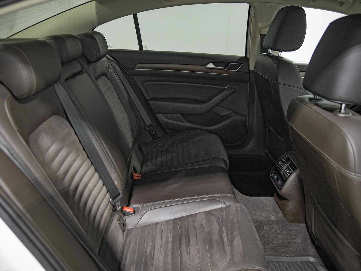Купить Volkswagen Passat, 2016, 153 225 км.. Фото: #14