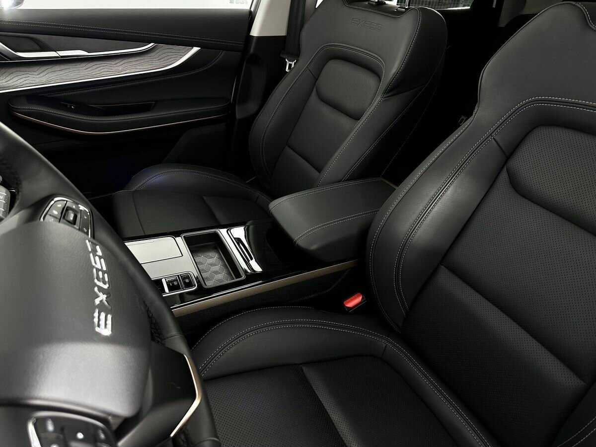 Купить EXEED LX, 2023, 9 940 км.. Фото: #7