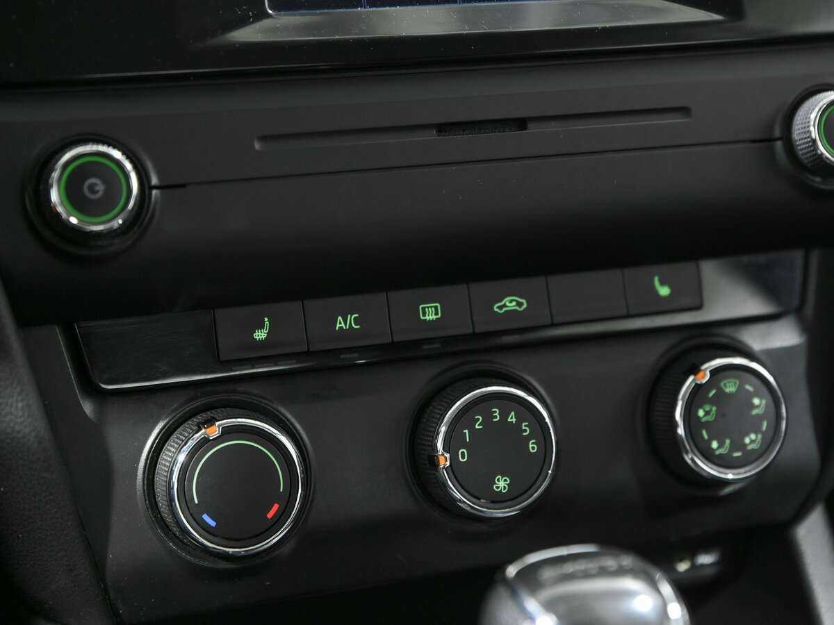 Купить Skoda Octavia, 2016, 196 583 км.. Фото: #11