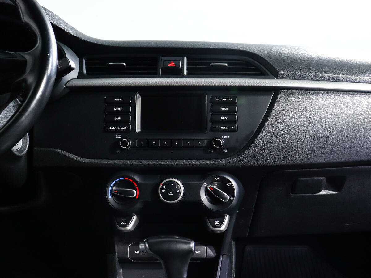 Купить Kia Rio, 2018, 113 901 км.. Фото: #10