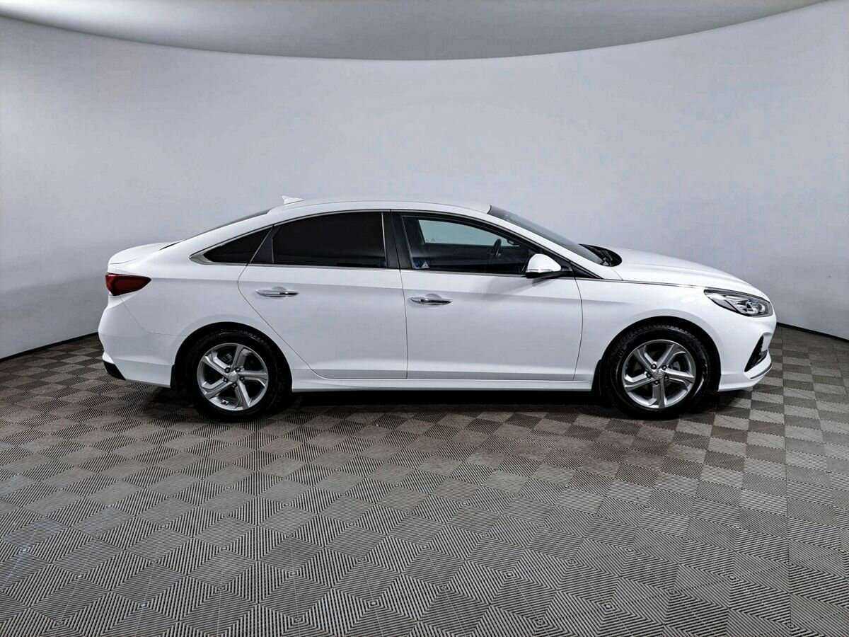 Купить Hyundai Sonata, 2018, 89 370 км.. Фото: #3