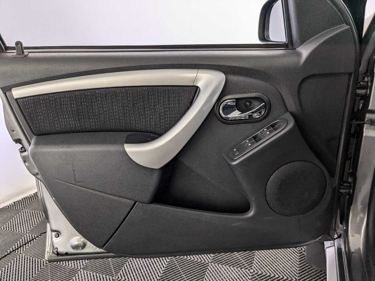 Купить Nissan Terrano, 2015, 140 424 км.. Фото: #14