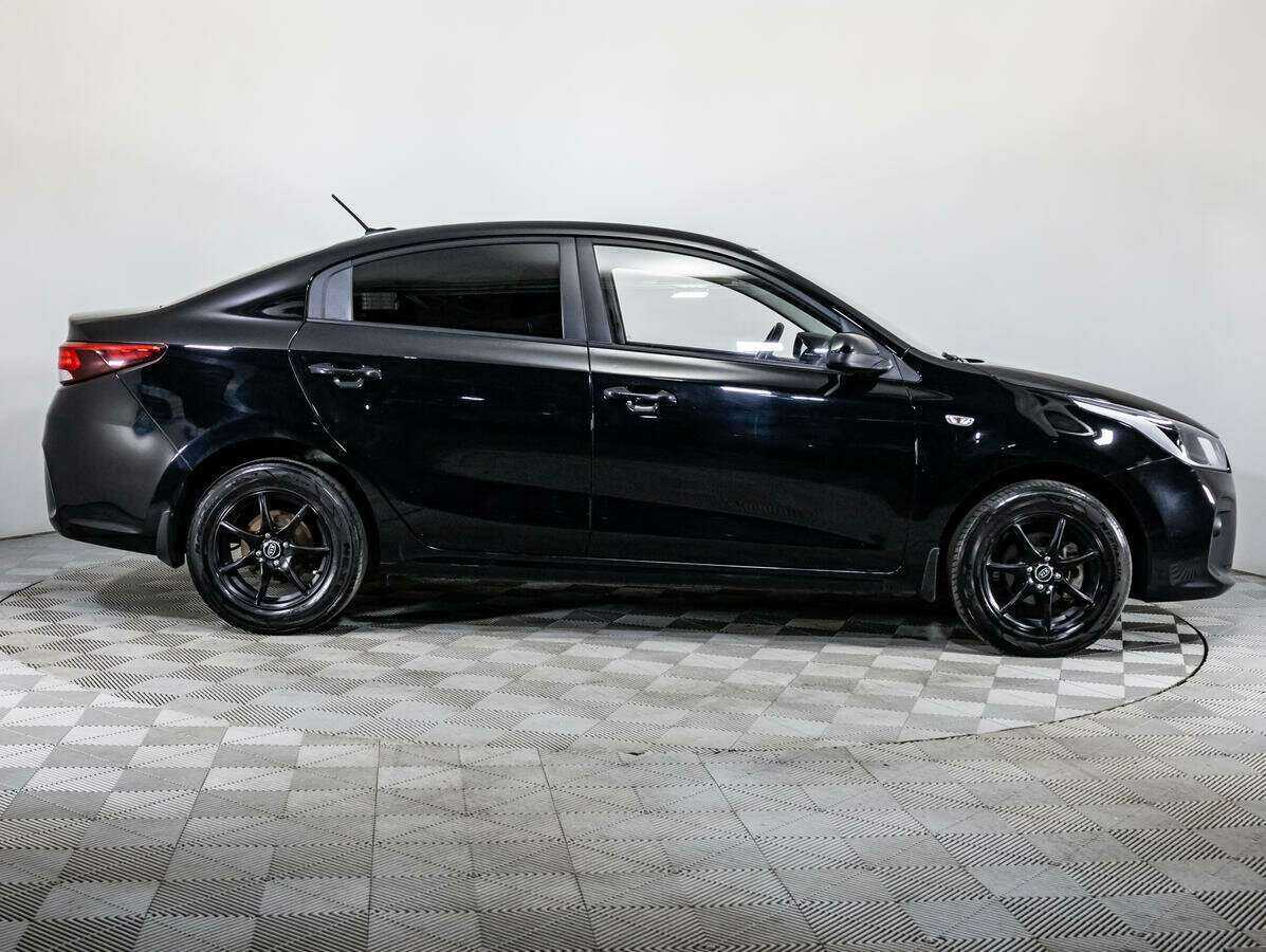 Купить Kia Rio, 2017, 100 883 км.. Фото: #3