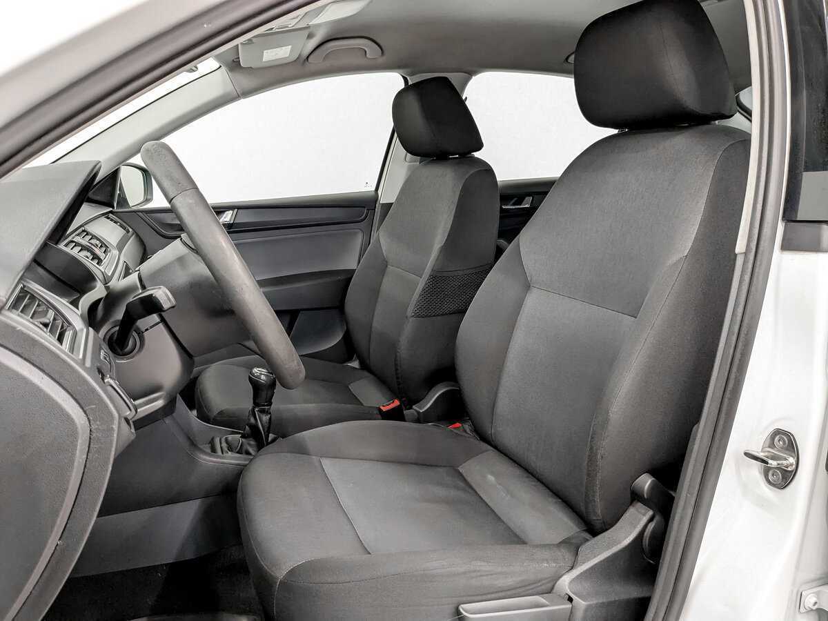 Купить Skoda Rapid, 2017, 176 367 км.. Фото: #19