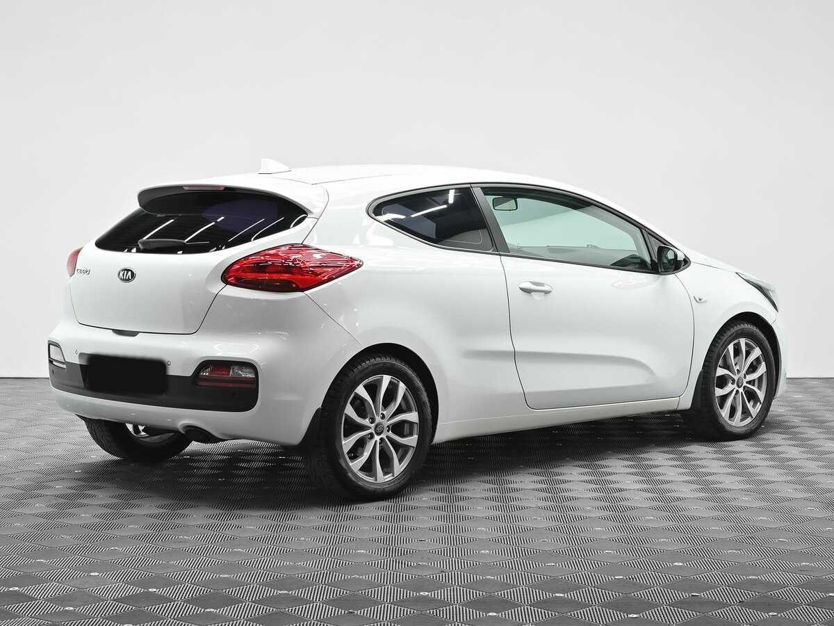 Купить Kia Ceed, 2017, 82 000 км.. Фото: #2