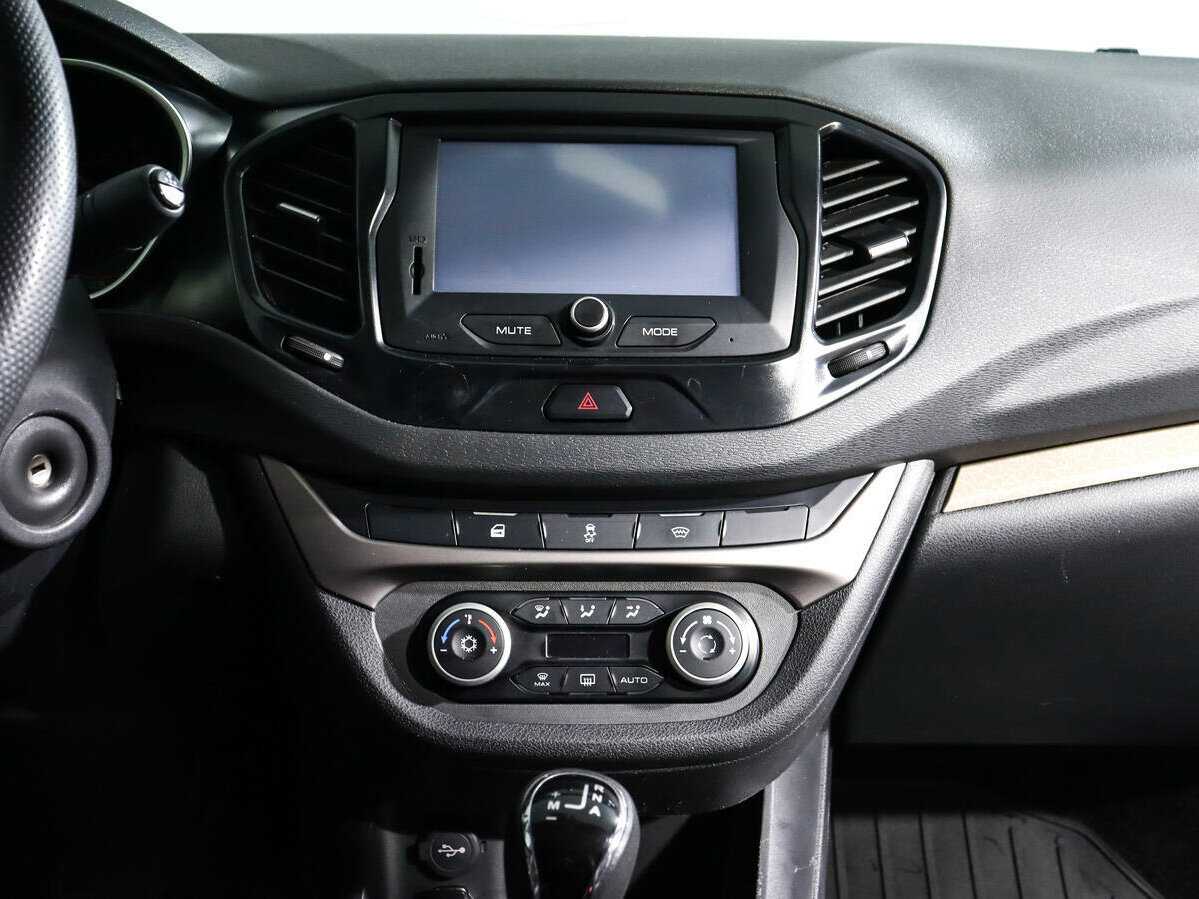 Купить Lada (ВАЗ) Vesta, 2019, 69 328 км.. Фото: #10