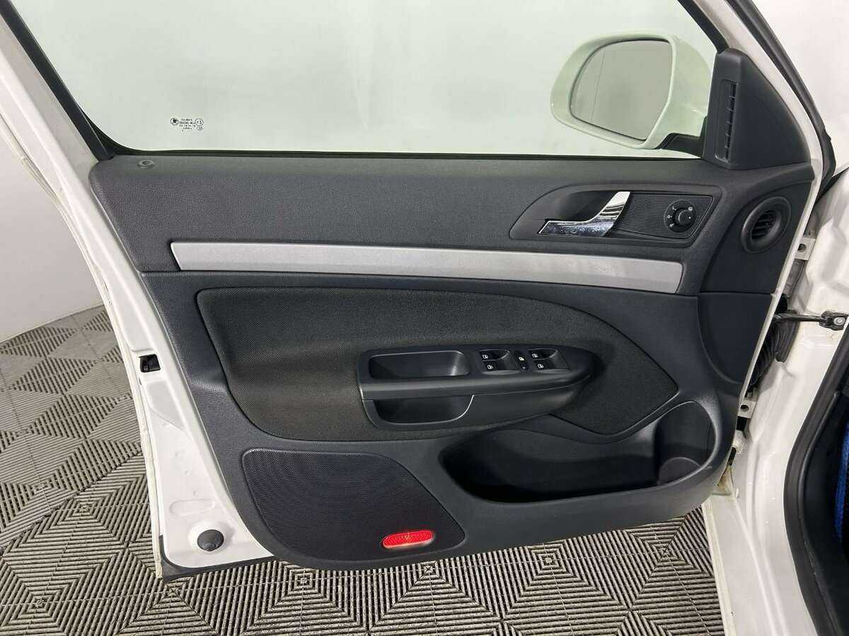 Купить Skoda Octavia, 2012, 132 127 км.. Фото: #7