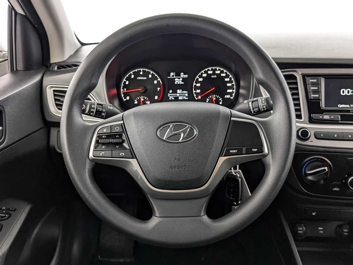Купить Hyundai Solaris, 2022, 16 013 км.. Фото: #17