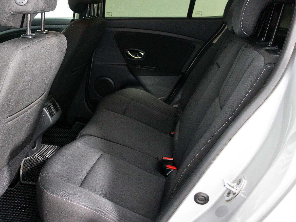 Купить Renault Megane, 2012, 185 470 км.. Фото: #10