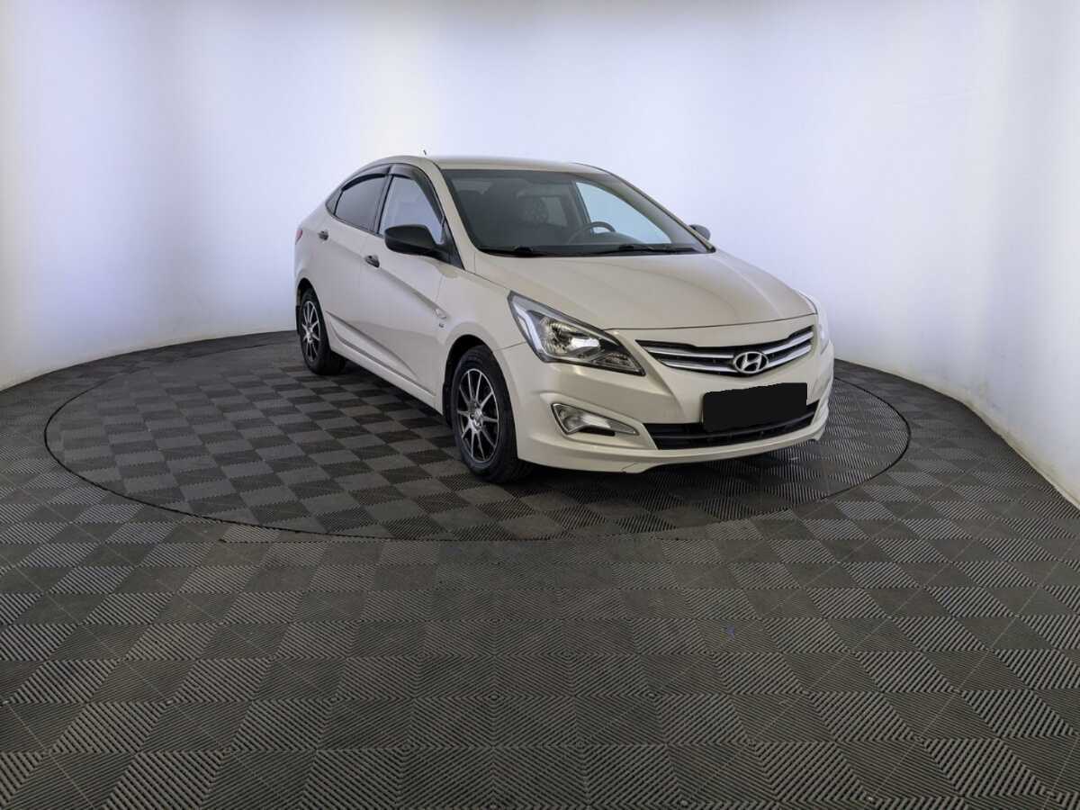 Купить Hyundai Solaris, 2015, 120 409 км.. Фото: #2