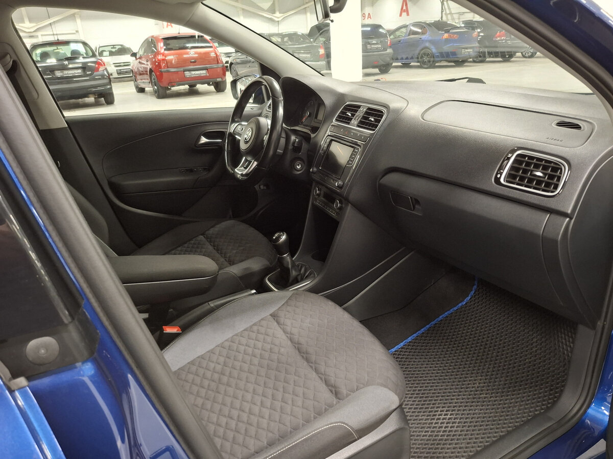 Купить Volkswagen Polo, 2018, 122 671 км.. Фото: #10