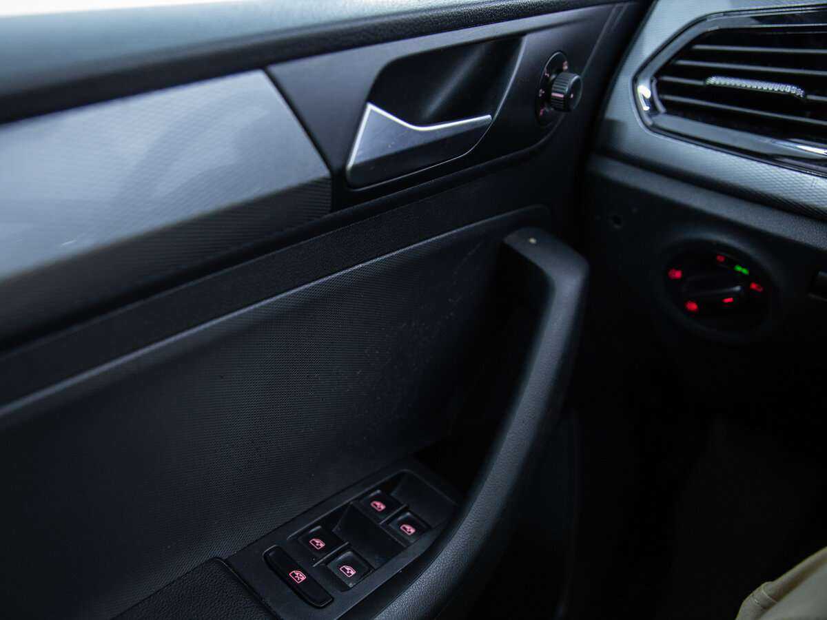 Купить Volkswagen Polo, 2020, 115 290 км.. Фото: #8