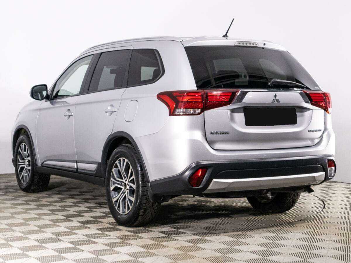 Купить Mitsubishi Outlander, 2015, 136 683 км.. Фото: #6