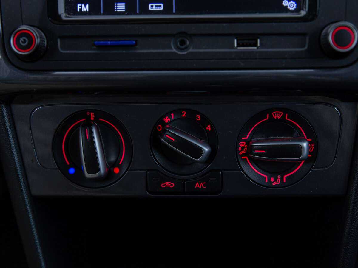 Купить Volkswagen Polo, 2019, 44 533 км.. Фото: #17