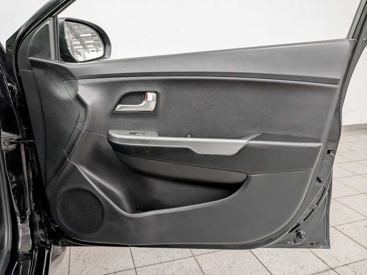 Купить Kia Rio, 2013, 115 585 км.. Фото: #21