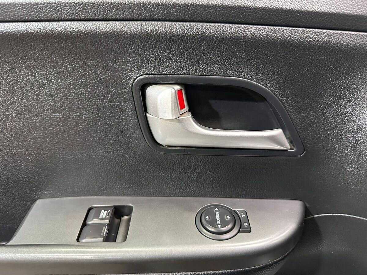 Купить Kia Rio, 2013, 291 042 км.. Фото: #13
